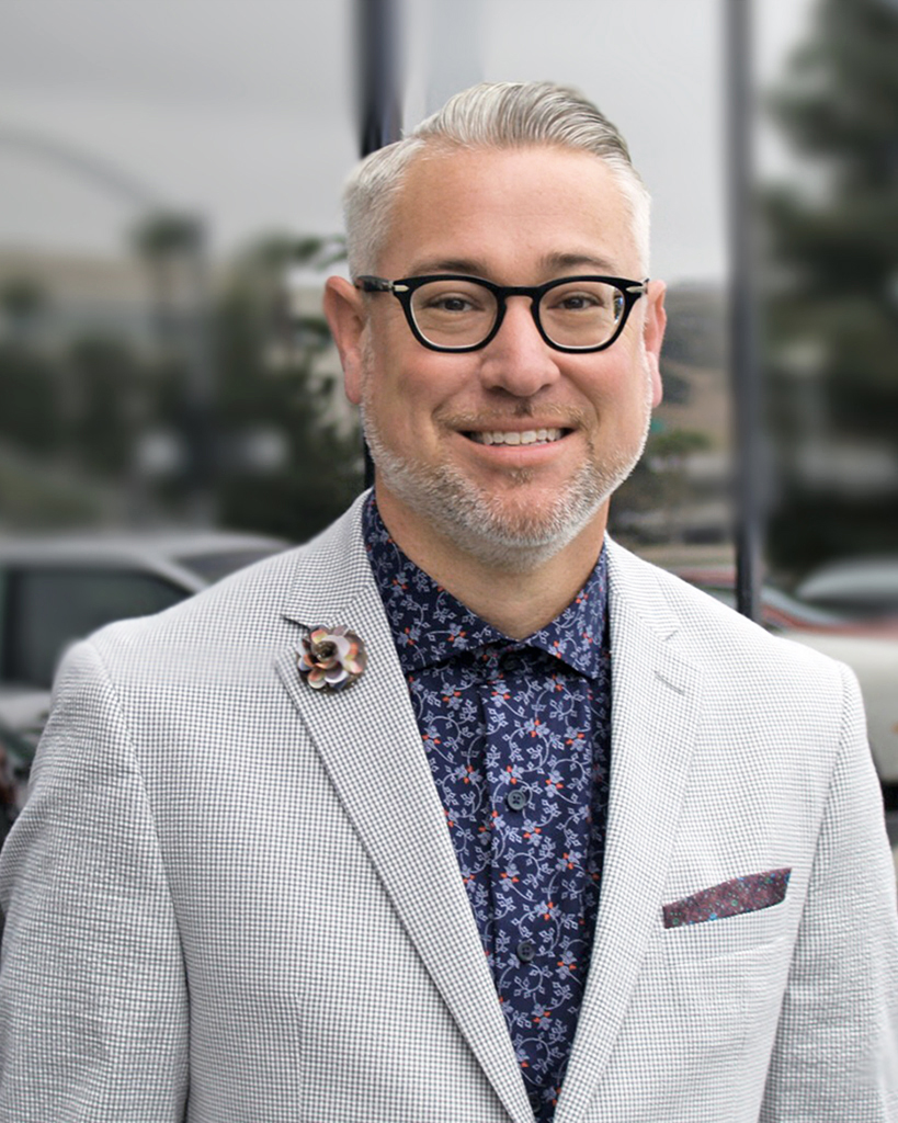 <b>Matthew Bennett</b><br>Art Director</br>